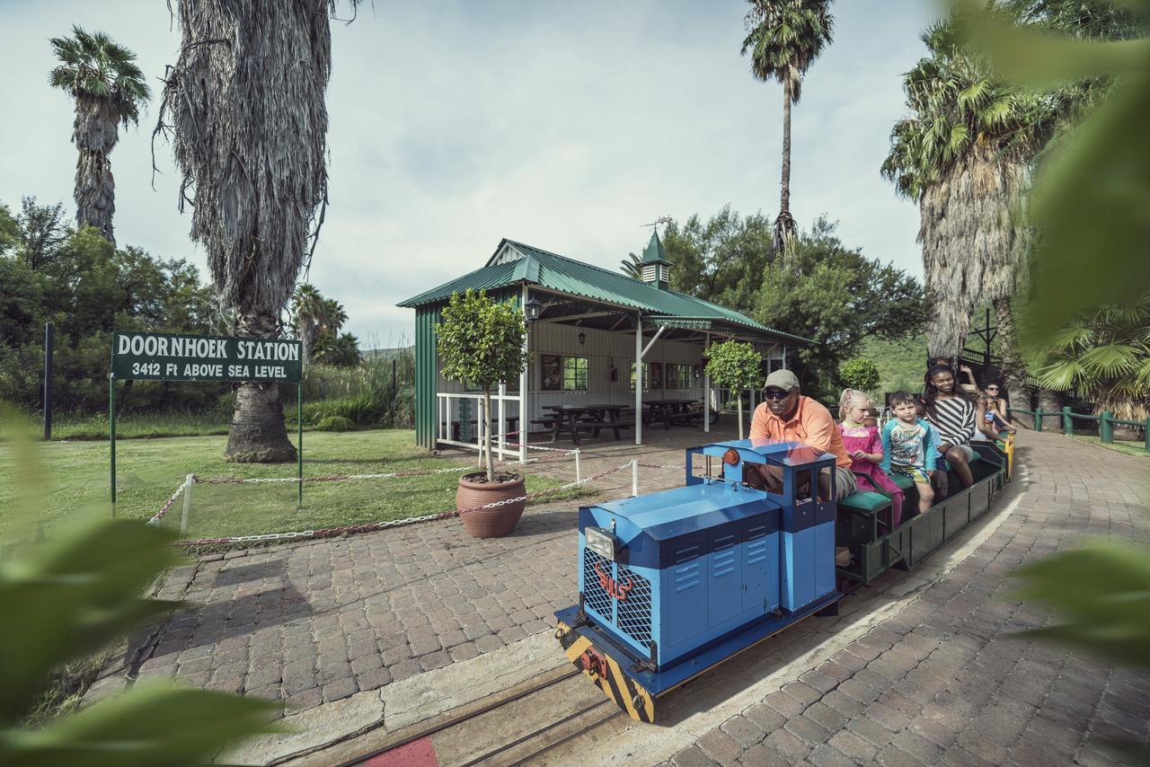 Bush Bungalows At Sun City Resort Rustenburg Eksteriør bilde
